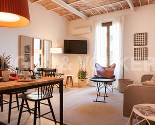 Living room of Apartment to rent in  Barcelona Capital  with Air Conditioner, Heating and Parquet flooring