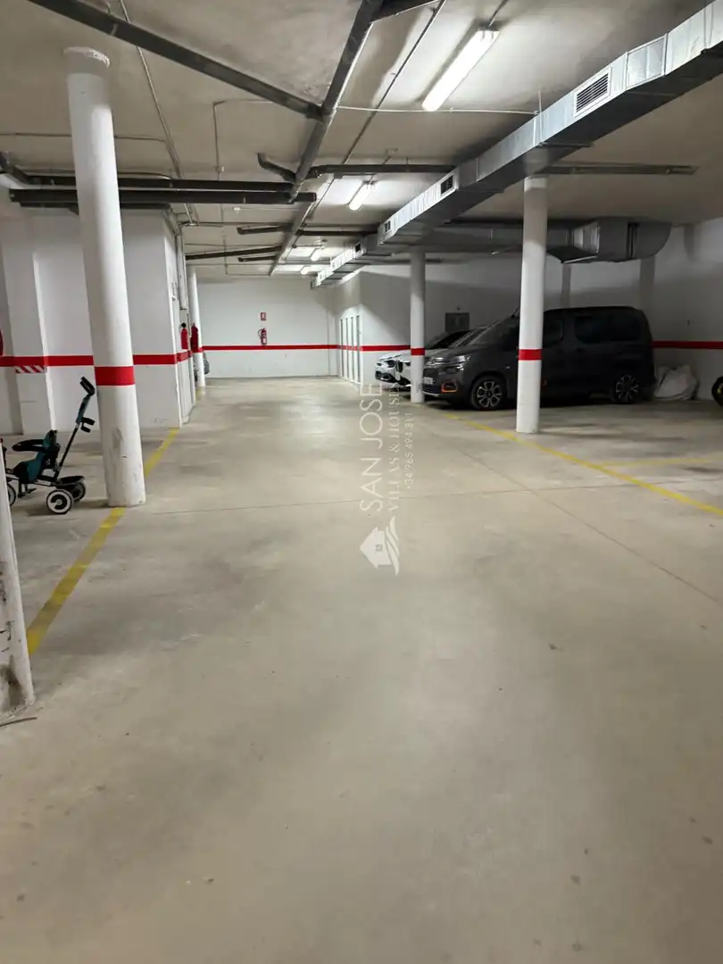 Parkplatz von Erdgeschoss zum Verkauf in Monforte del Cid mit Klimaanlage und Abstellraum