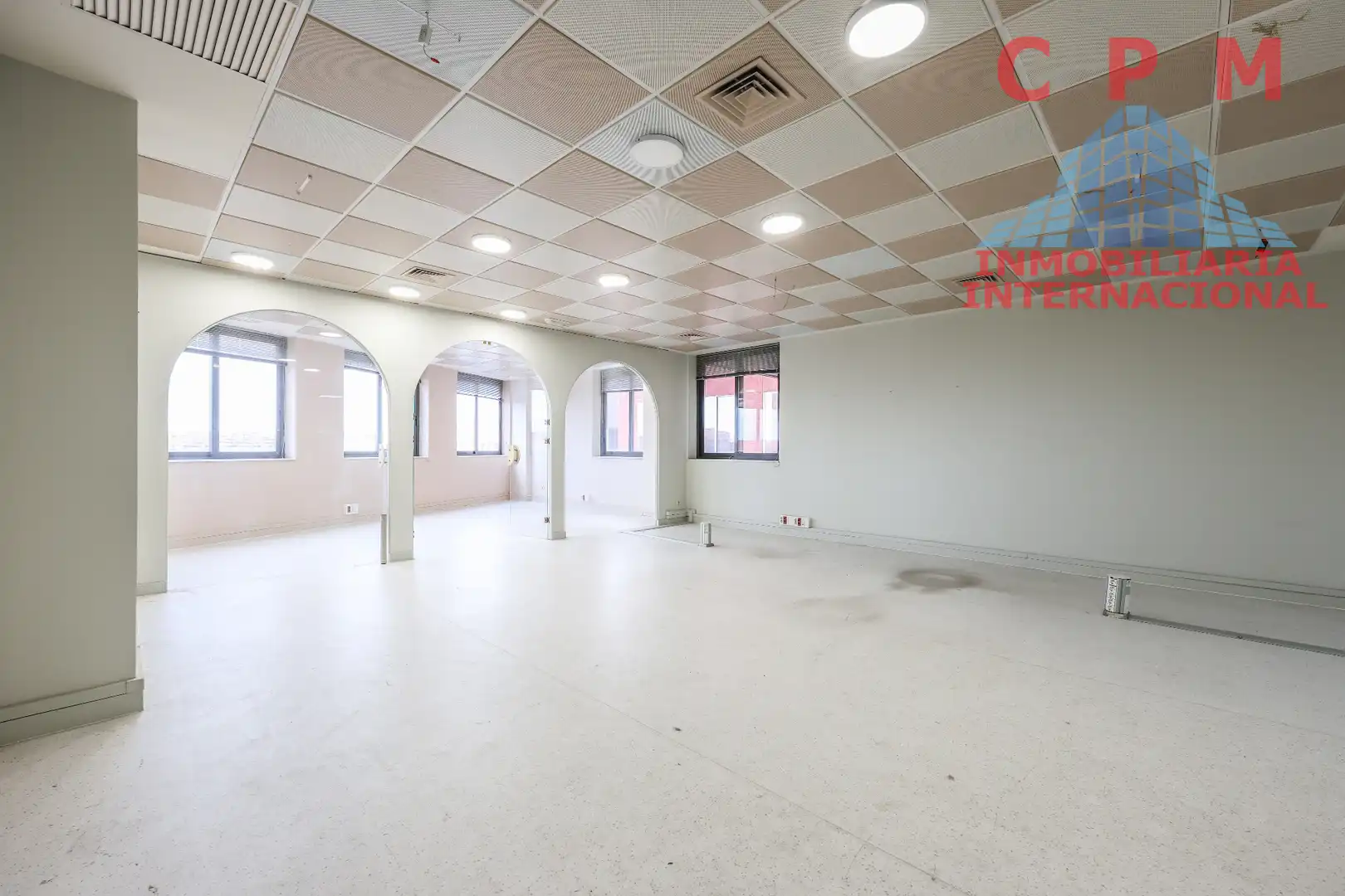 Office for rent in Simancas