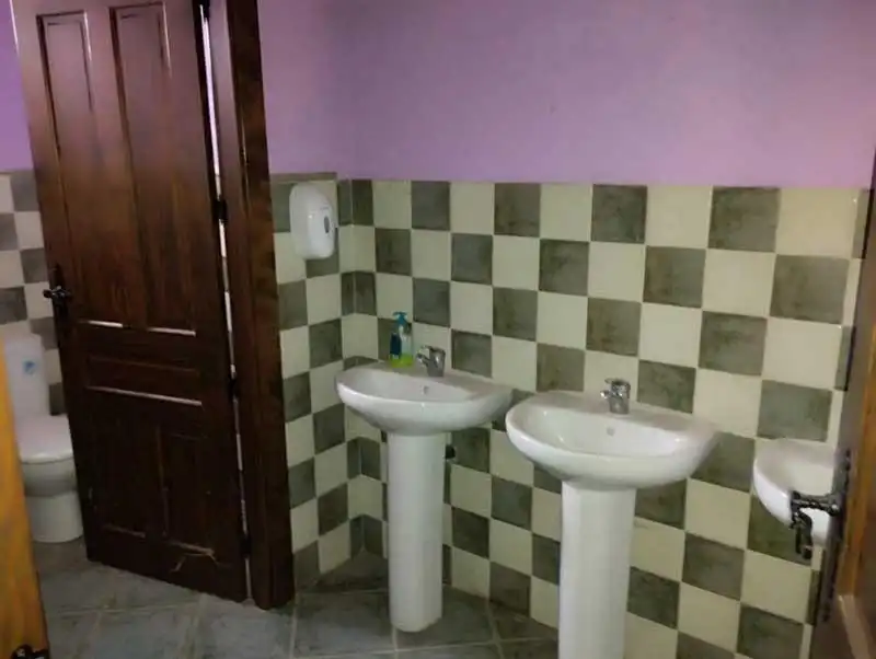 Baño de Local en venta en Romanos