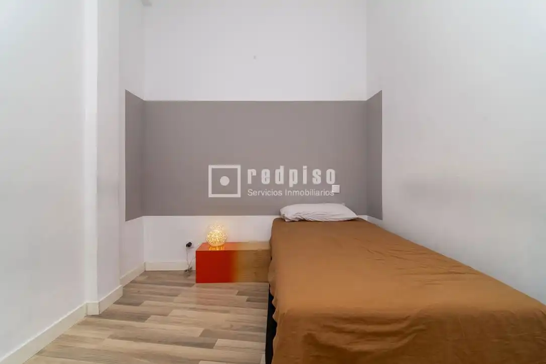 Bedroom of Flat for rent in Madrid  with Air Conditioner, Heating and Parquet flooring