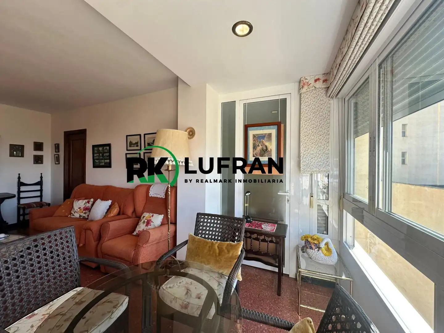 Vista exterior de Apartament en venda en Alicante / Alacant amb Terrassa, Moblat i Balcó