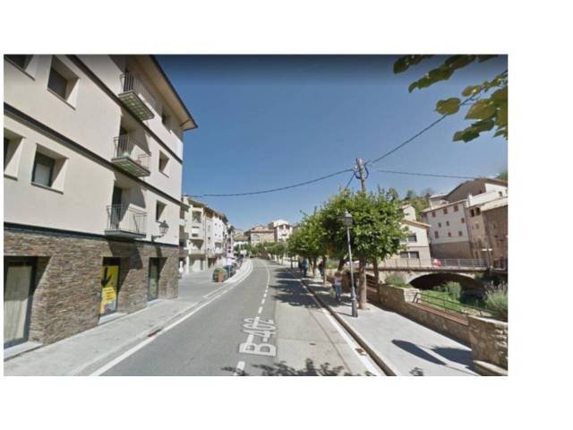 Local comercial en Alquiler en La Pobla de Lillet