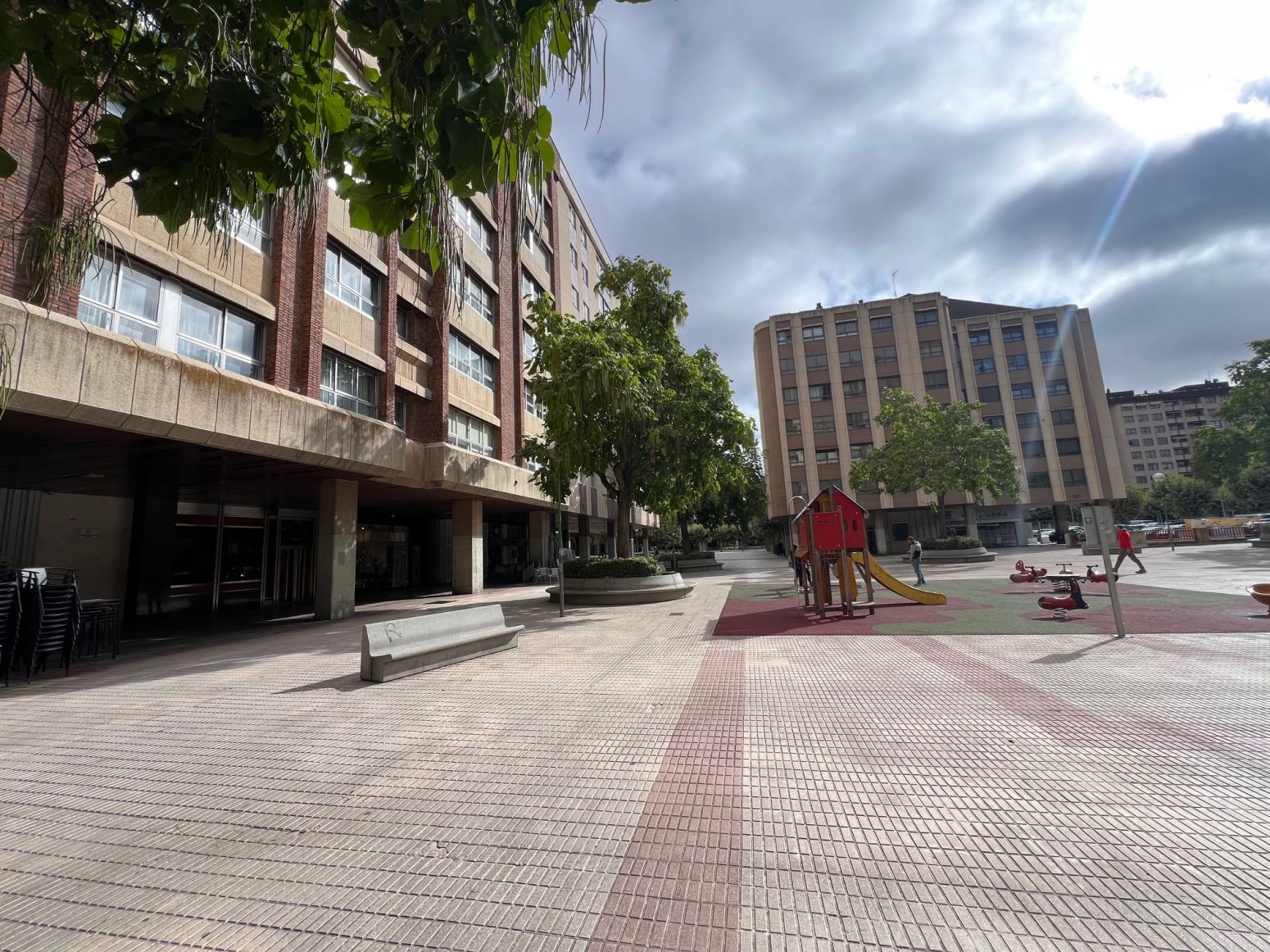 Flat to rent in Burgos - Calle REGINO SAEZ DE LA MAZA, Villa Pilar, Centro