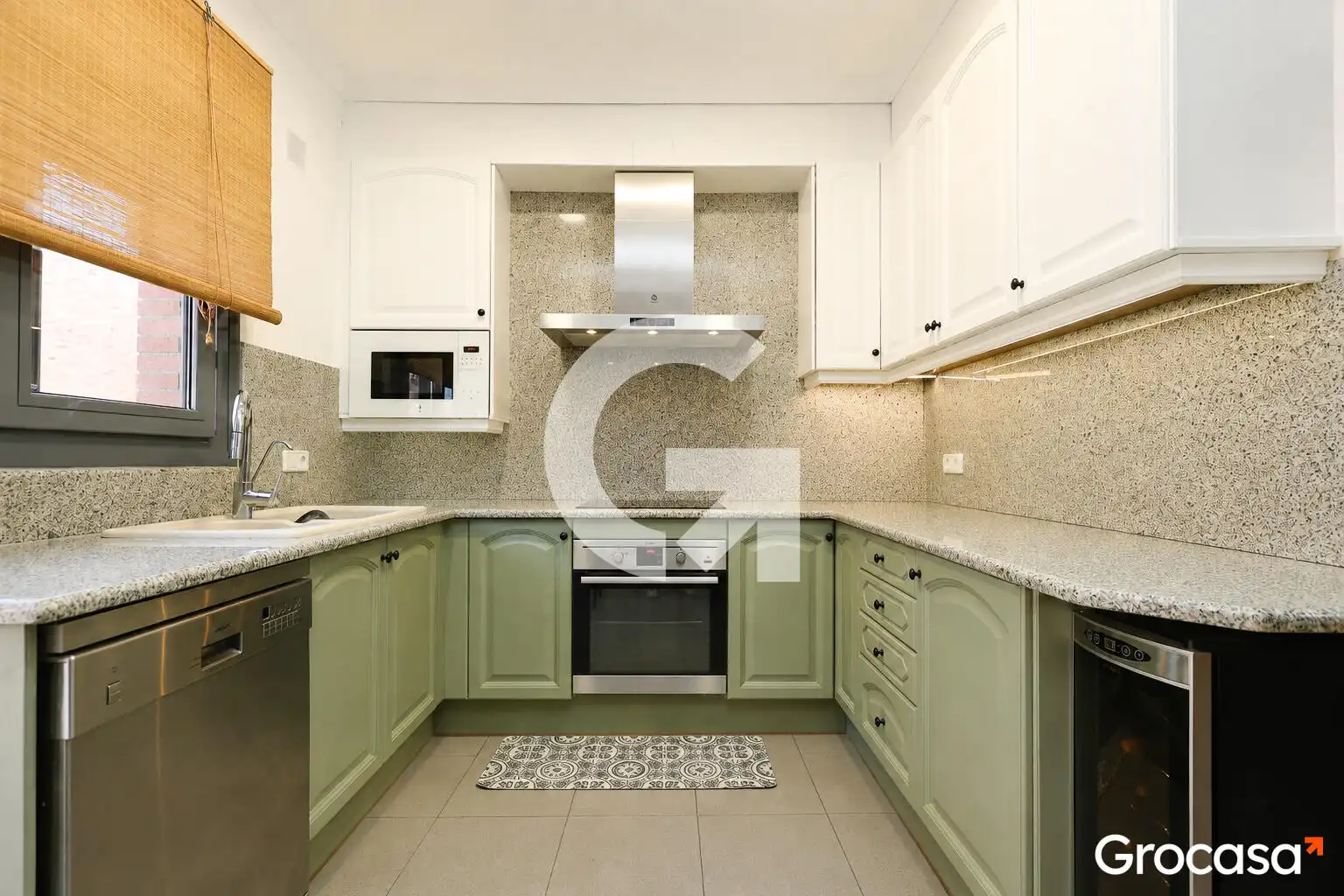 Cocina de Casa adosada en venta en El Prat de Llobregat con Aire acondicionado, Calefacción y Terraza