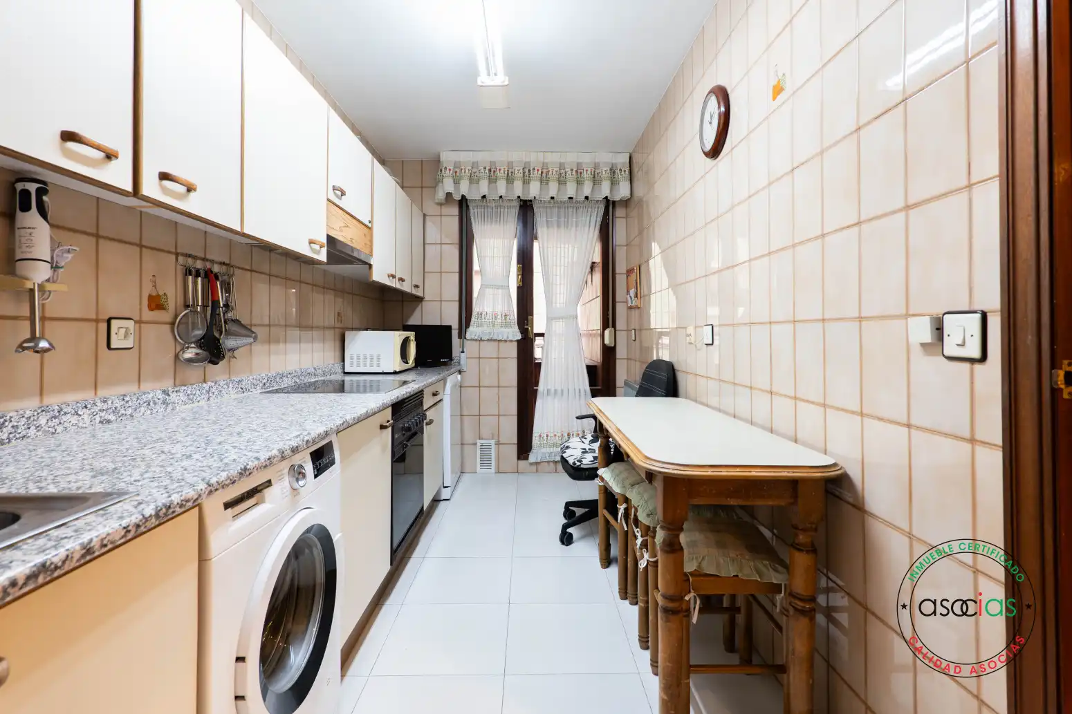 Cocina de Piso en venta en Gijón  con Calefacción, Parquet y Terraza