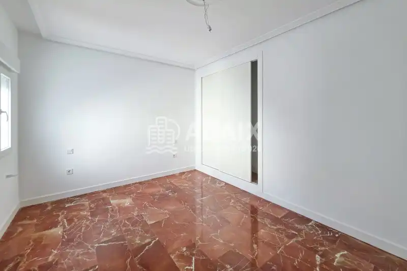 Schlafzimmer von Wohnung zum Verkauf in Úbeda mit Balkon