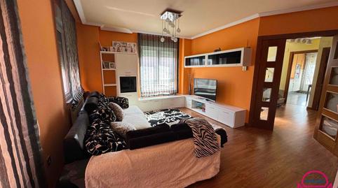 Photo 4 of Single-family semi-detached for sale in Antonio Merayo, Trobajo del Camino, León