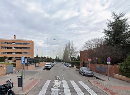 Vista exterior de Piso en venta en Pozuelo de Alarcón