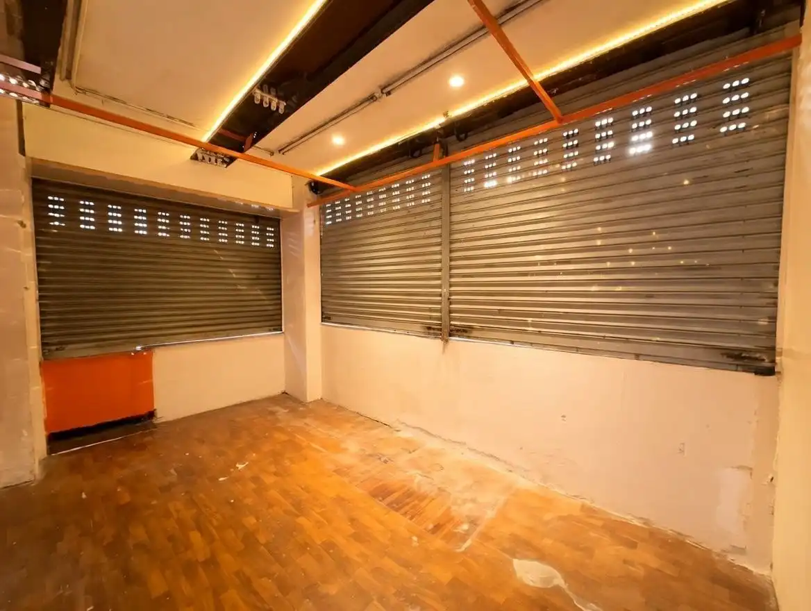 Local en venta en Alcalá de Henares con Aire acondicionado y Alarma
