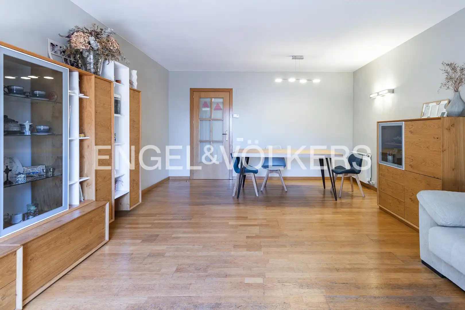 Dining room of Apartments for sale in El Masnou  with Air Conditioner, Heating and Parquet flooring