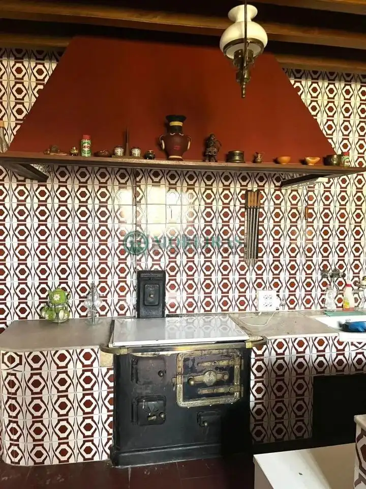 Cocina de Casa o chalet en venta en Ourense Capital  con Calefacción y Jardín privado