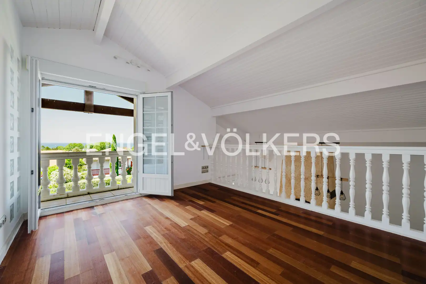 Sala de estar de Finca rústica en venta en Hendaye con Aire acondicionado, Calefacción y Jardín privado