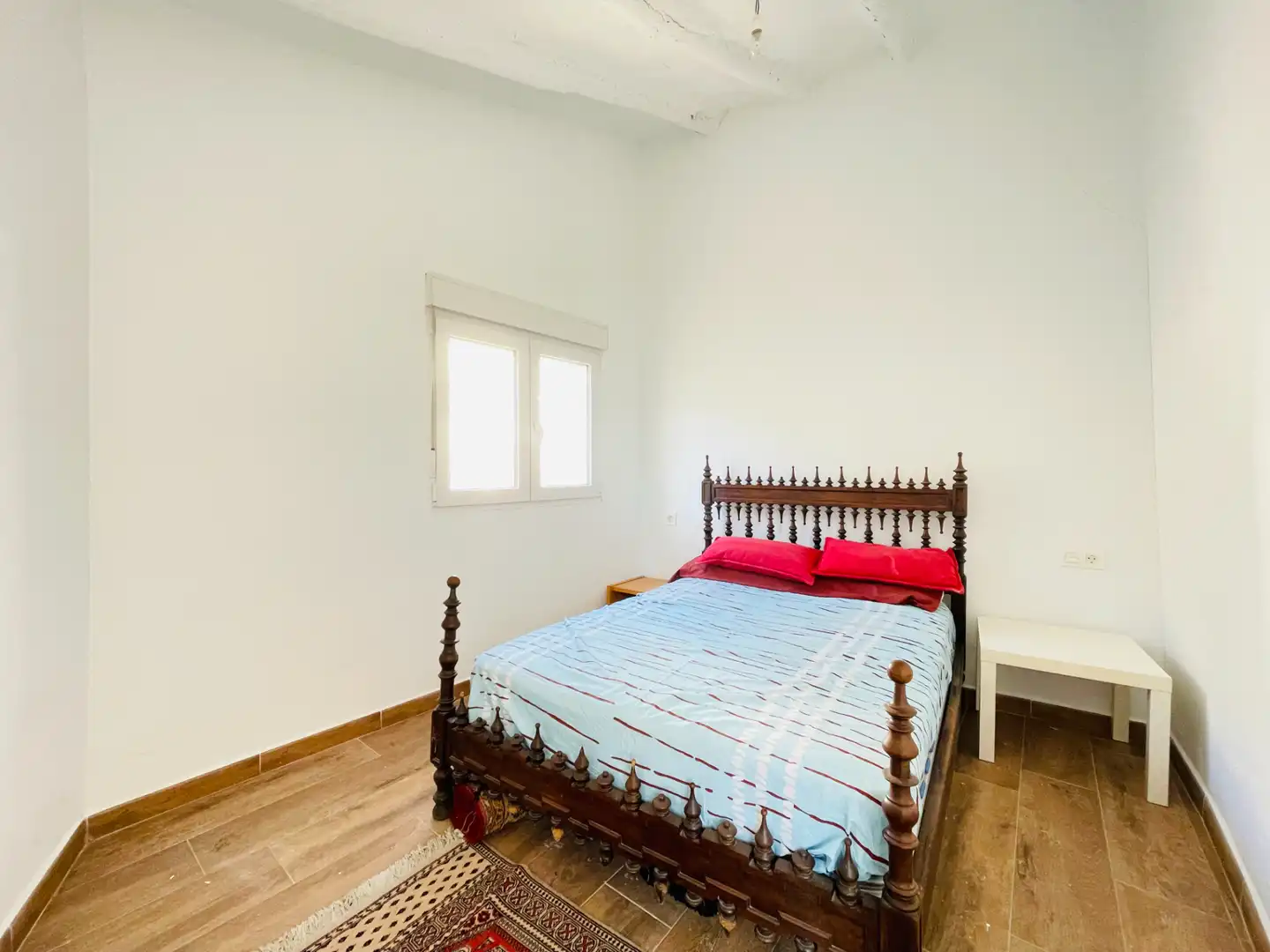 Habitación de Casa adosada en venta en Magallón con Amueblado