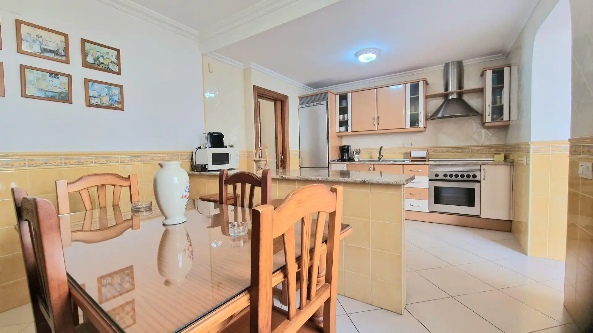 Casa adosada en venta en Calle del Río Darro, Centro