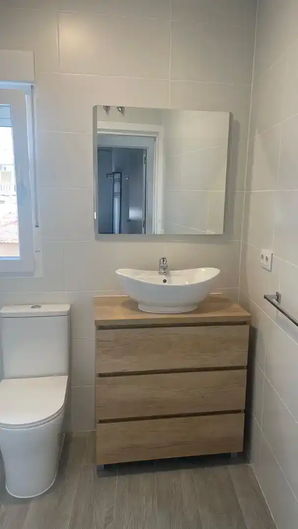 Bany de Apartament en venda en Castilblanco amb Aire condicionat