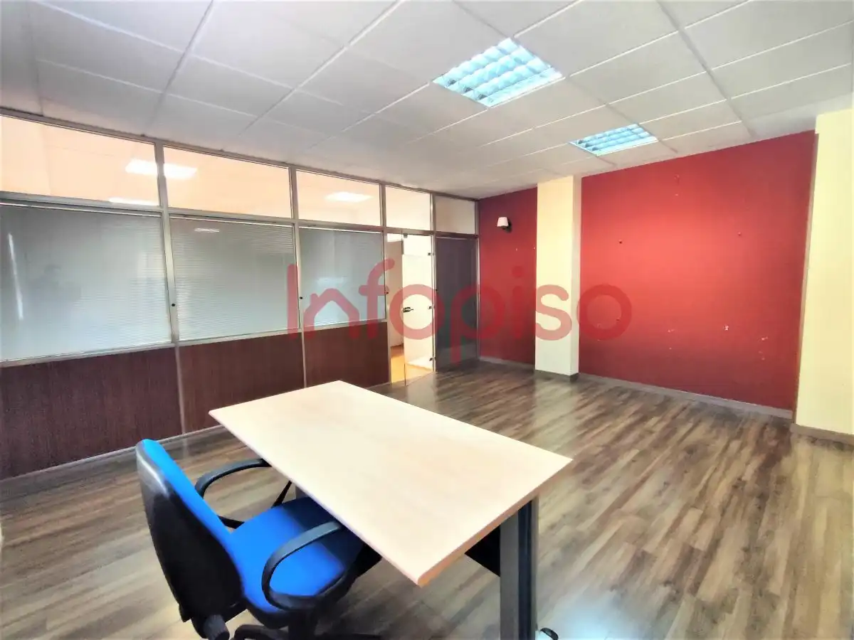 Oficina de alquiler en Valdepeñas con Aire acondicionado y Calefacción