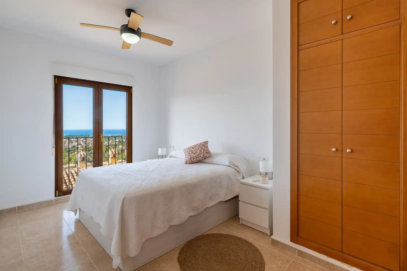 Habitación de Apartamento en venta en El Ràfol d'Almúnia con Calefacción, Terraza y Piscina