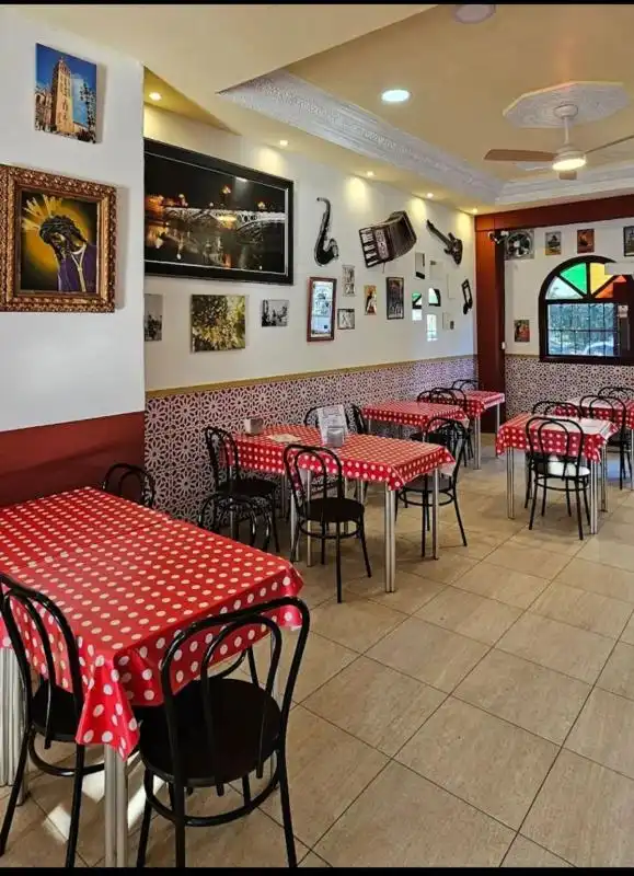 Business premises for sale in Calle Avicena