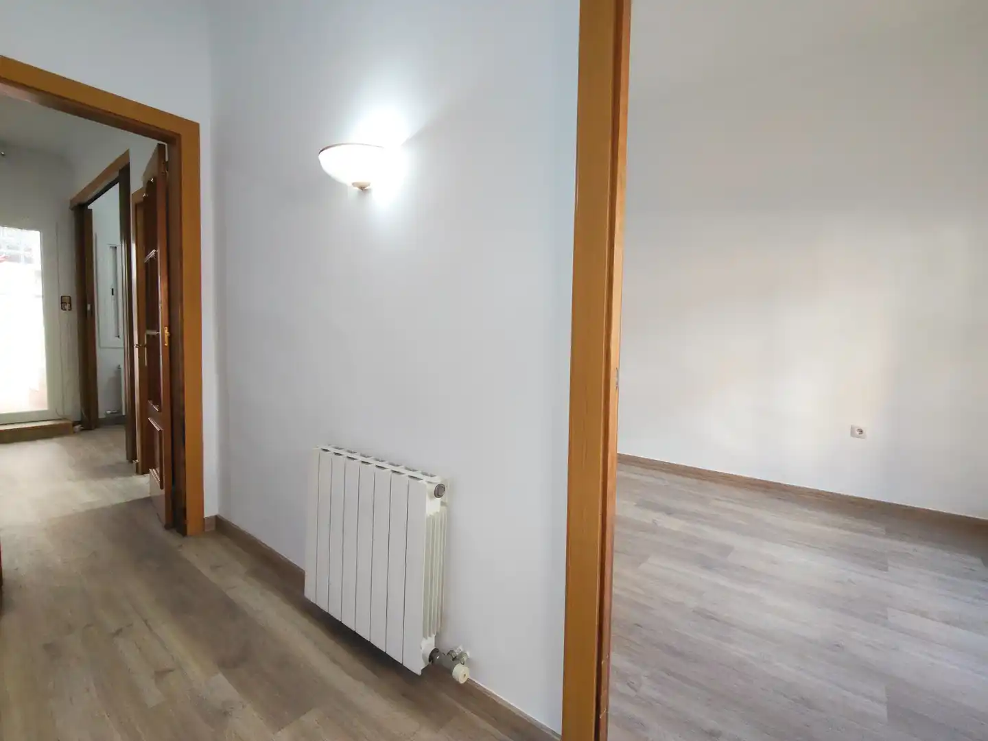 Piso en venta en Ripollet con Calefacción, Parquet y Terraza