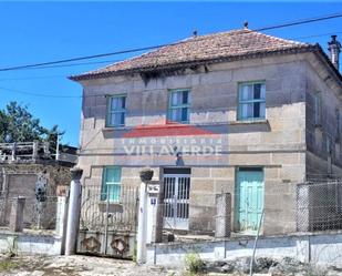Vista exterior de Finca rústica en venda en Cangas  amb Calefacció i Traster