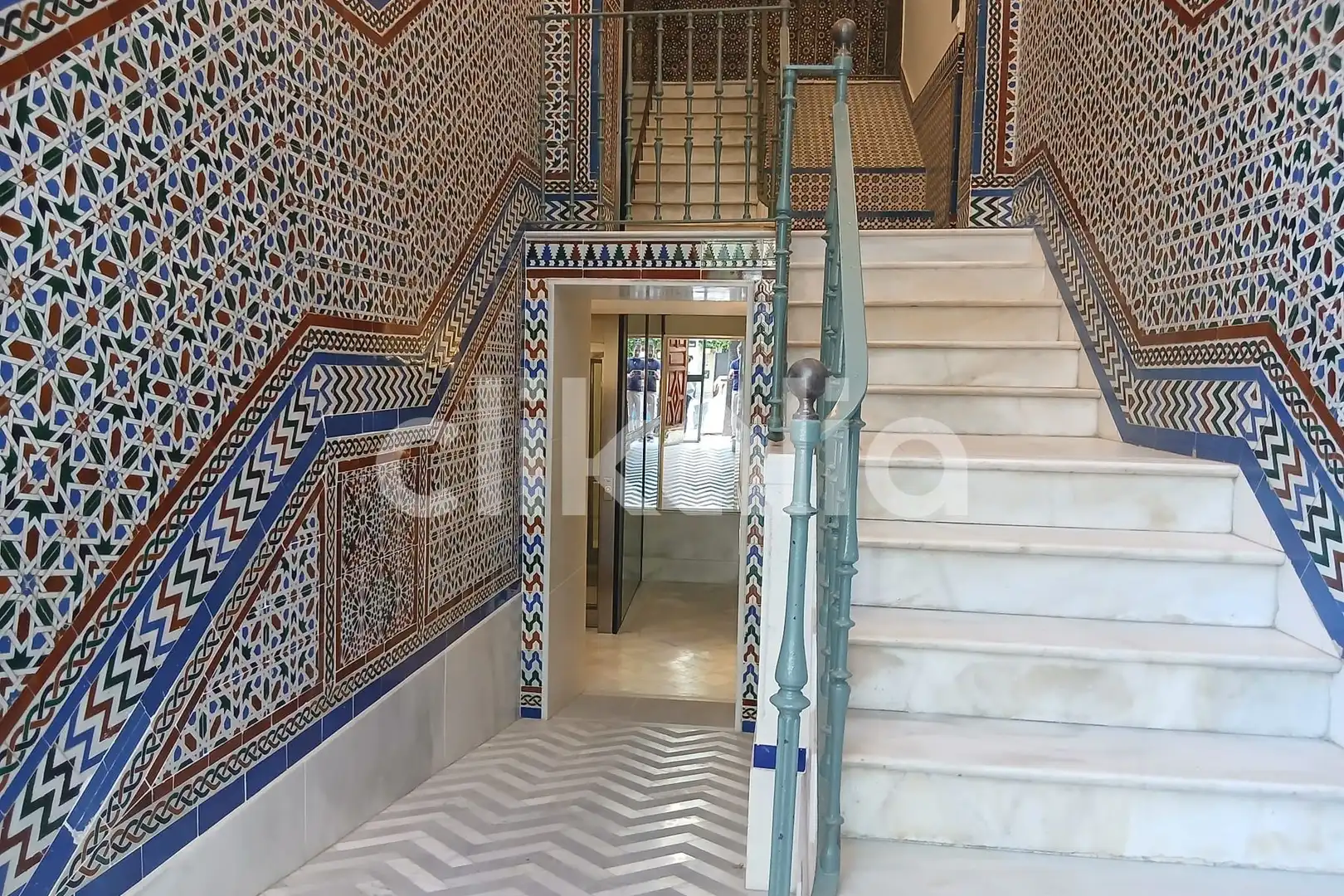 Flat for sale in Sevilla  with Air Conditioner and Terrace