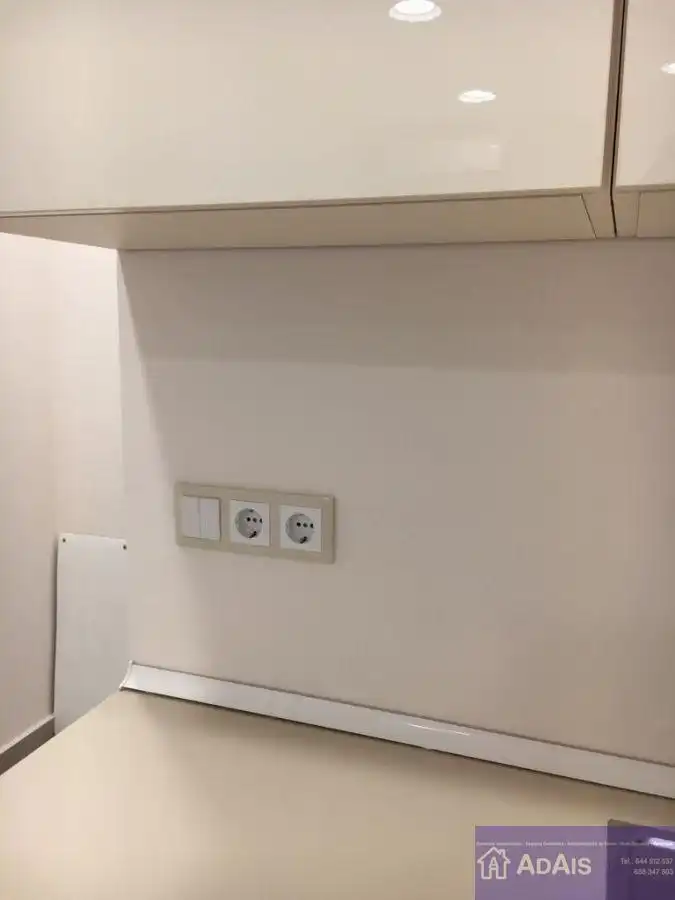 Habitación de Planta baja en venta en Gandia con Aire acondicionado, Calefacción y Amueblado