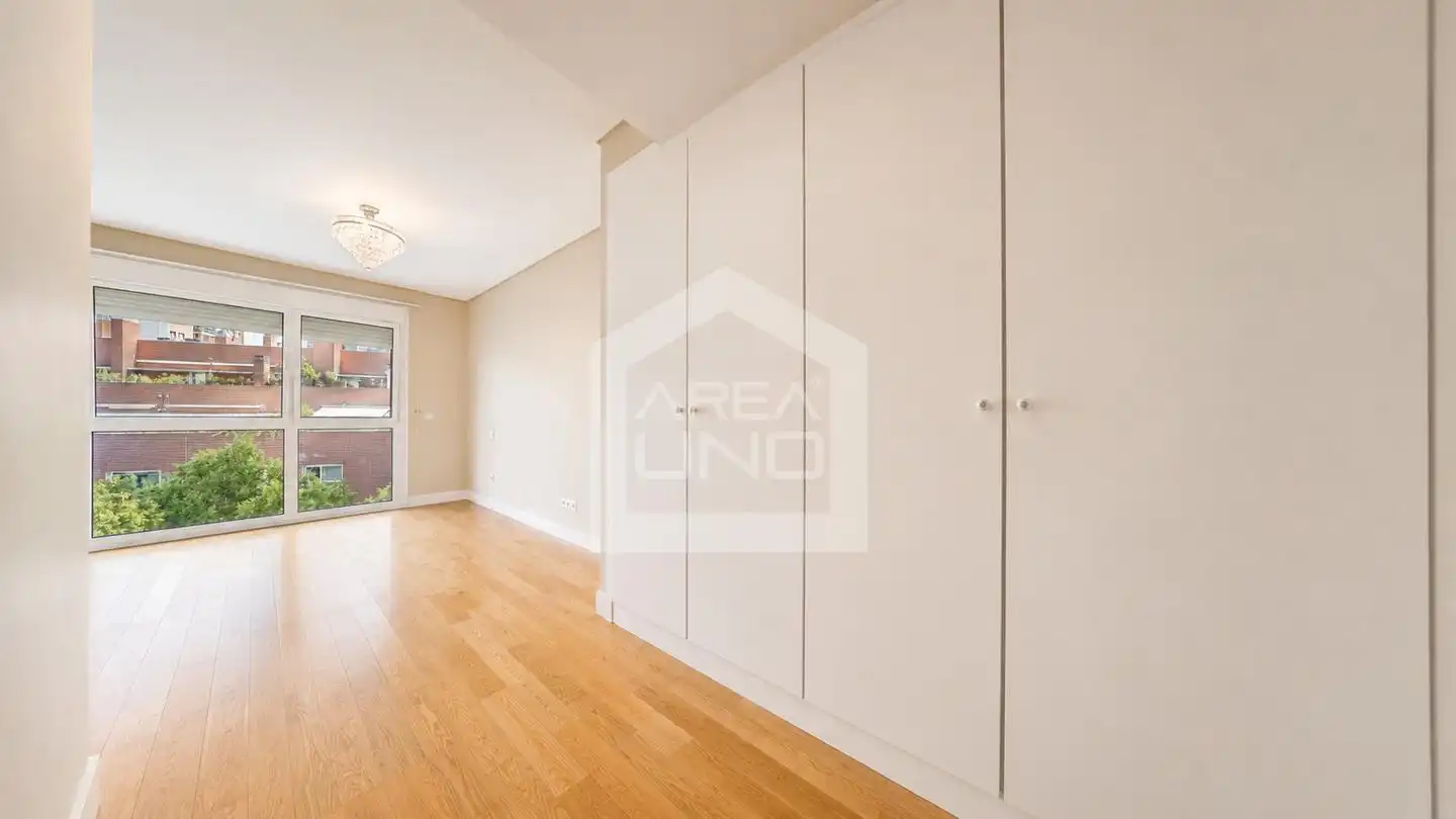 Habitación de Piso en venta en Madrid con Aire acondicionado, Calefacción y Trastero