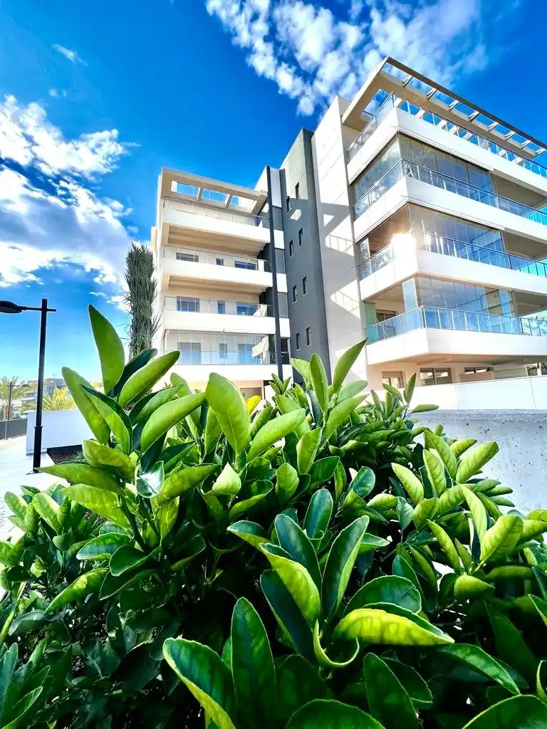 Vista exterior de Ático en venta en Orihuela con Calefacción, Terraza y Trastero
