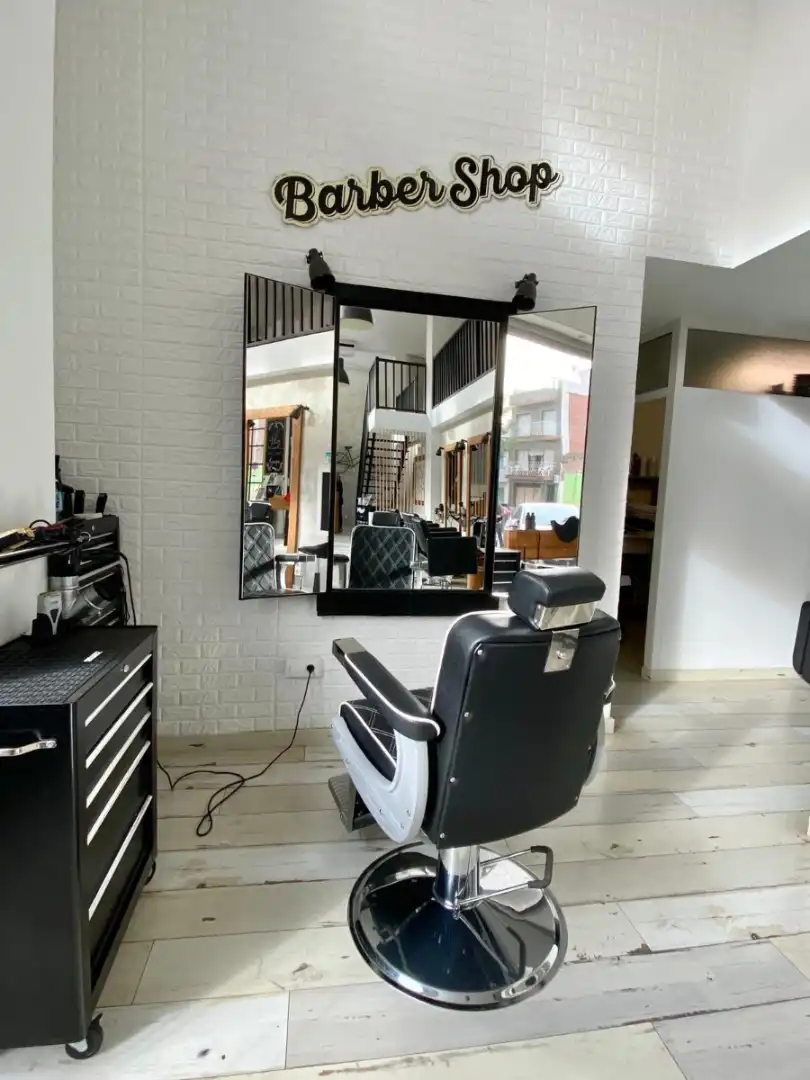 Business premises for transfer in Poblenou, imagen 6