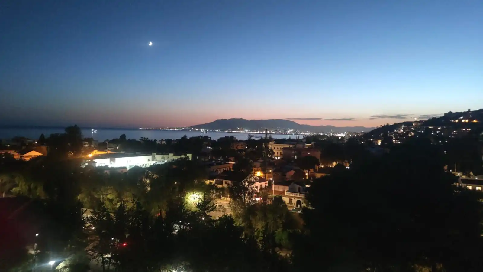 Vista exterior de Pis en venda en Málaga amb Aire condicionat, Calefacció i Terrassa