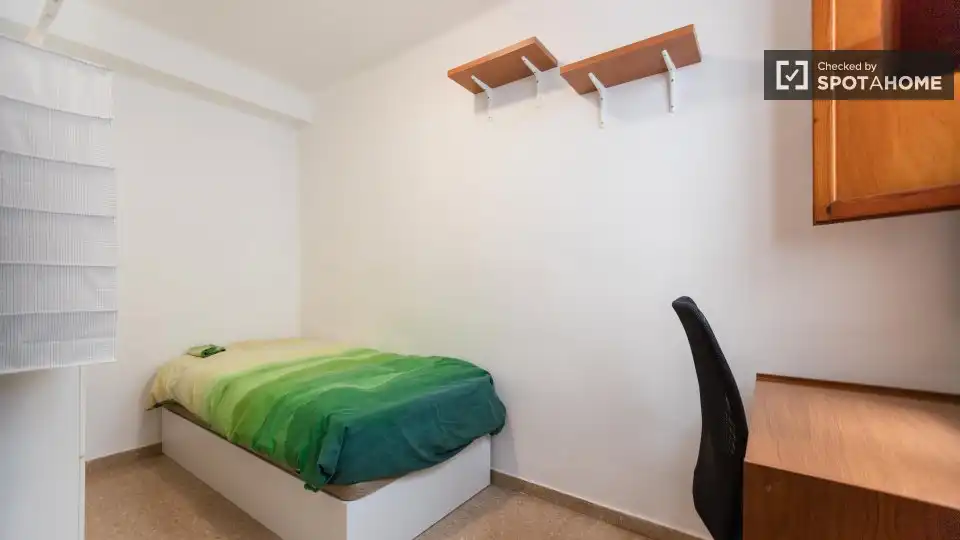 Habitación en Almàssera
