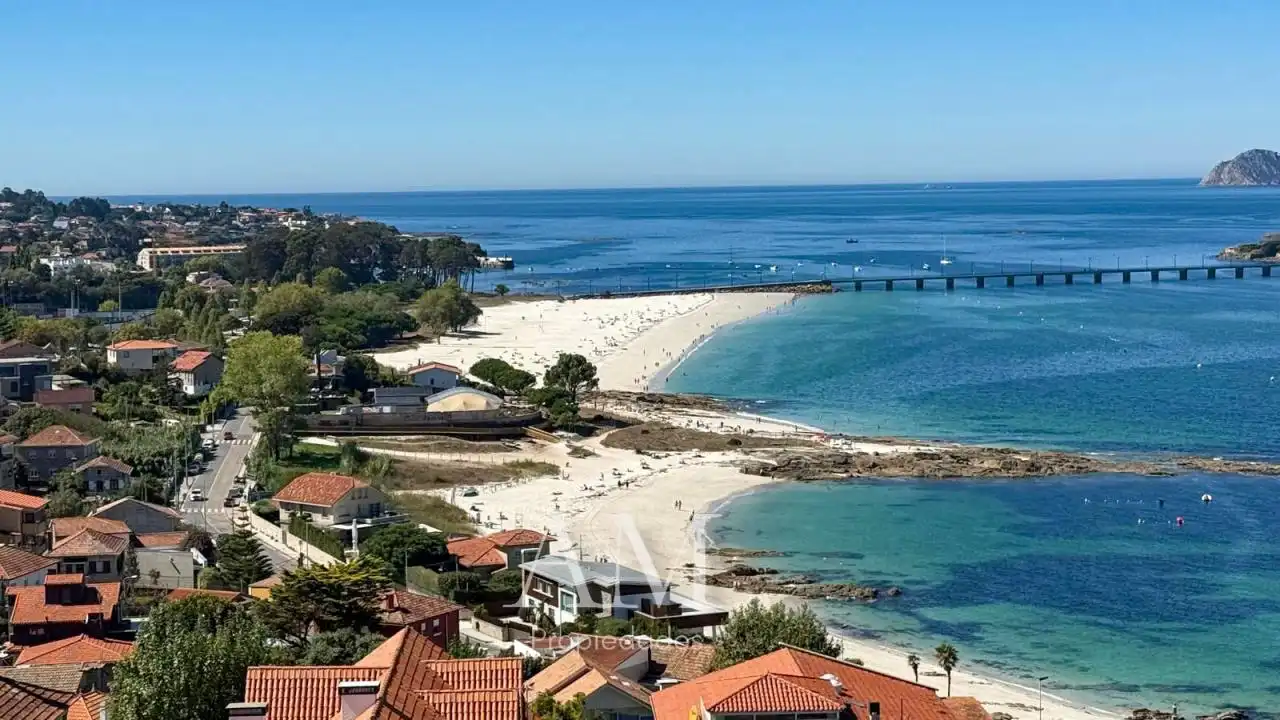 Außenansicht von Wohnung zum Verkauf in Vigo  mit Heizung, Terrasse und Abstellraum