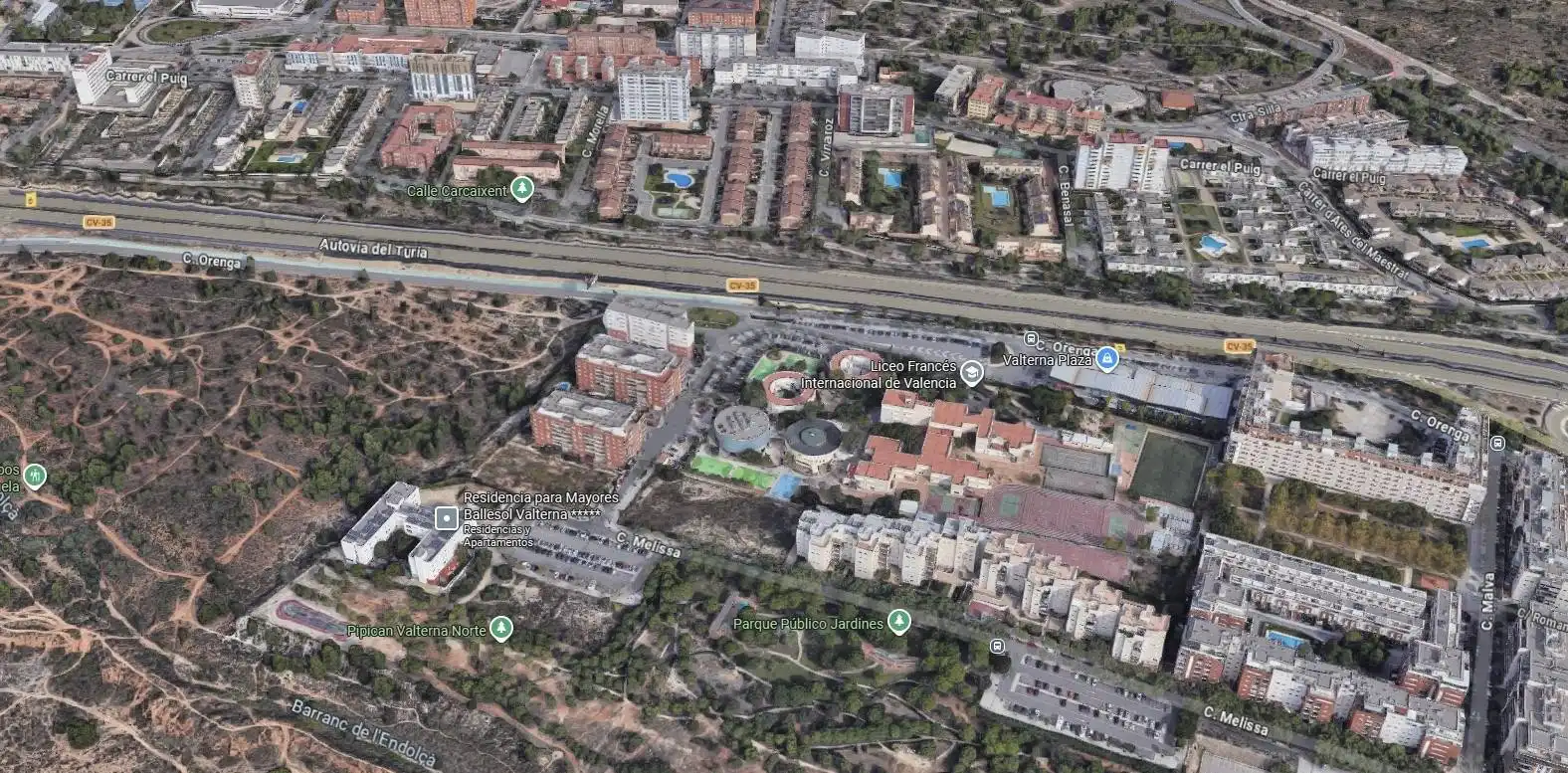 Vista exterior de Pis en venda en Paterna amb Piscina comunitària