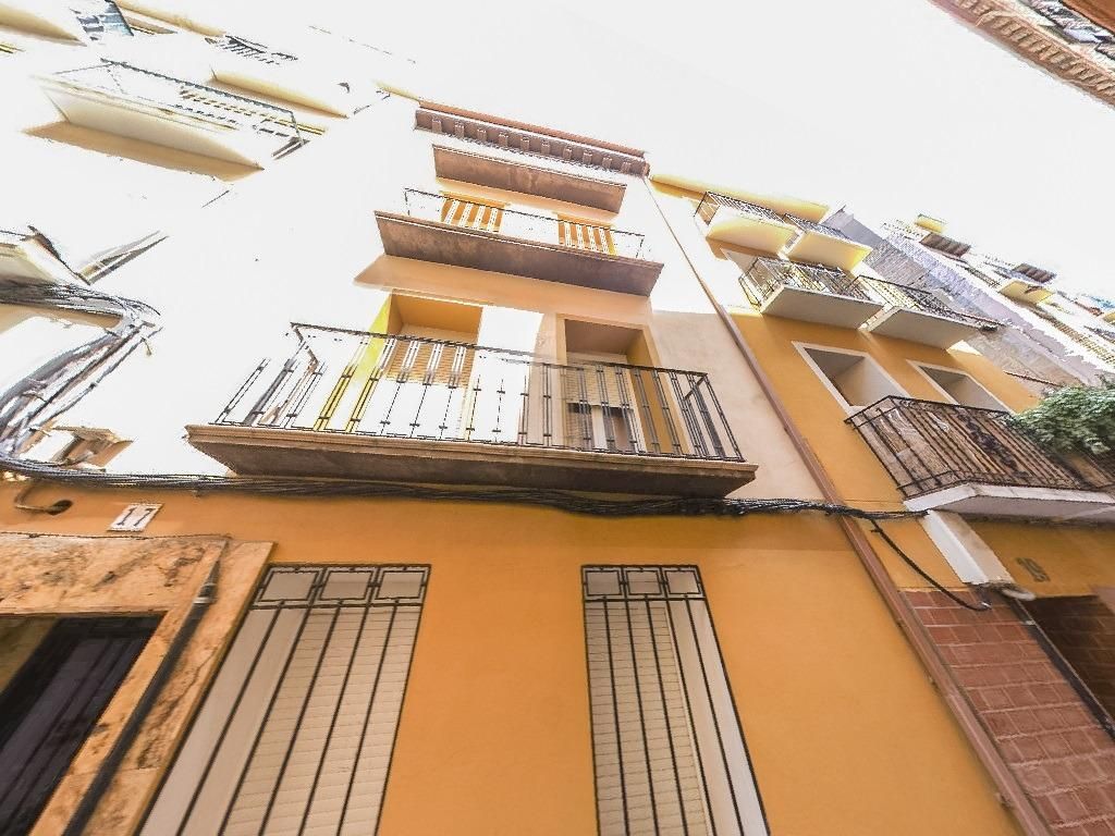 Exterior view of Flat for sale in  Zaragoza Capital  with Balcony