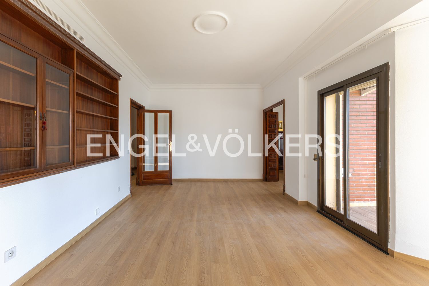 Sala de estar de Piso de alquiler en  Valencia Capital con Aire acondicionado, Calefacción y Terraza