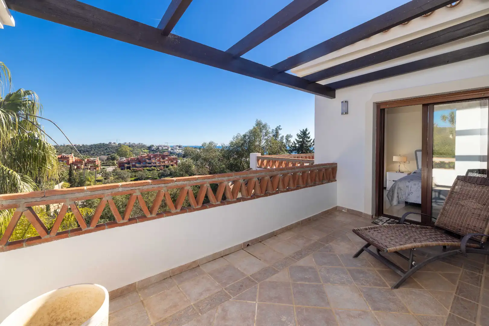 Terrassa de Casa o xalet en venda en Marbella amb Aire condicionat, Jardí privat i Terrassa