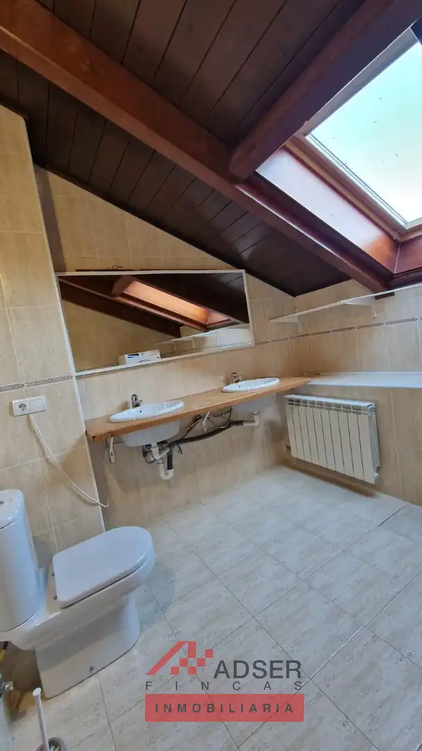 Bathroom of Flat for sale in Sojuela  with Heating, Terrace and Storage room
