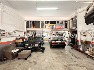 Nave industrial con ascensore in vendita a Artigues - Llefià