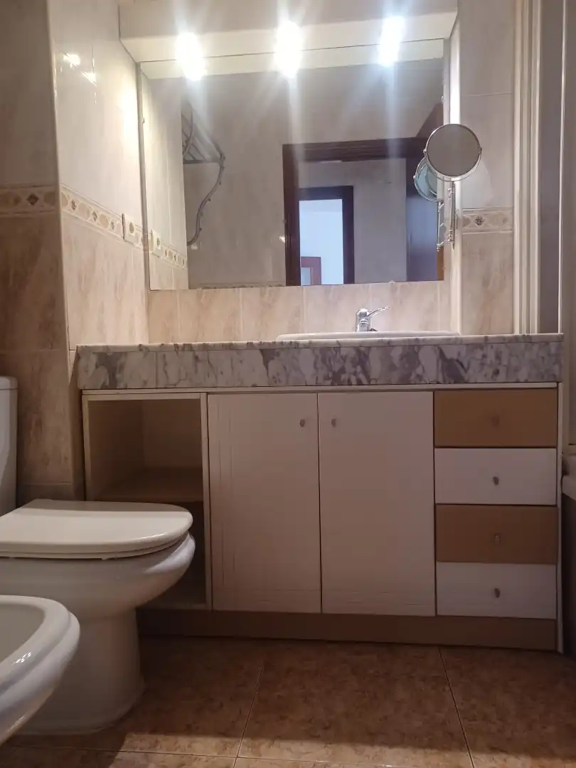 Baño de Ático en venta en Sant Andreu de la Barca con Calefacción, Terraza y Trastero
