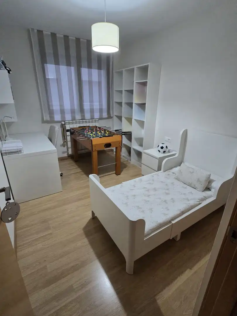 Habitación de Piso en venta en Albacete con Calefacción, Parquet y Trastero