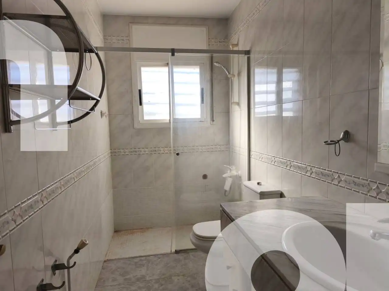 Baño de Casa o chalet en venta en Lliçà d'Amunt con Jardín privado, Terraza y Piscina