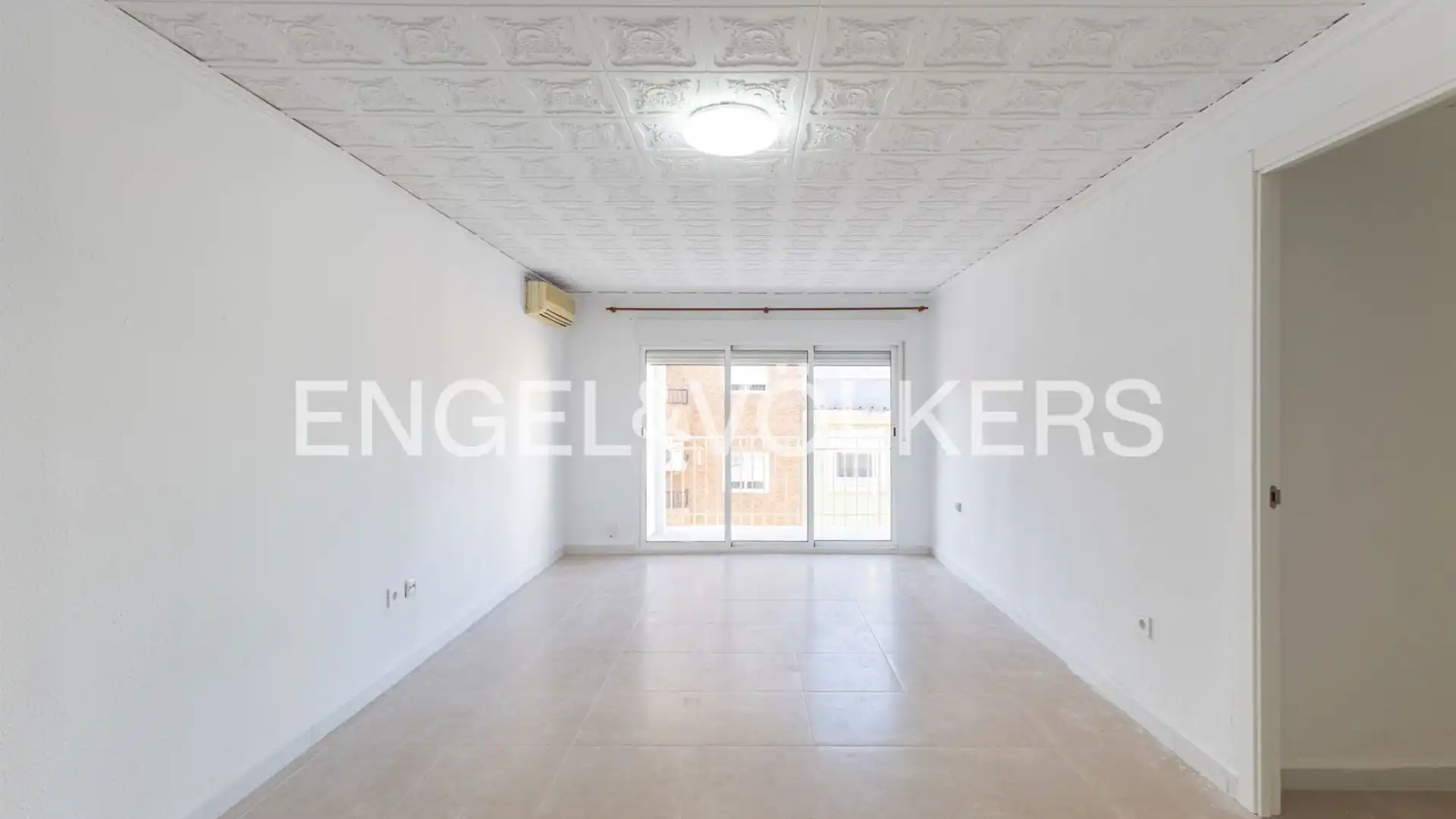 Comedor de Piso de alquiler en Mislata con Aire acondicionado, Calefacción y Balcón