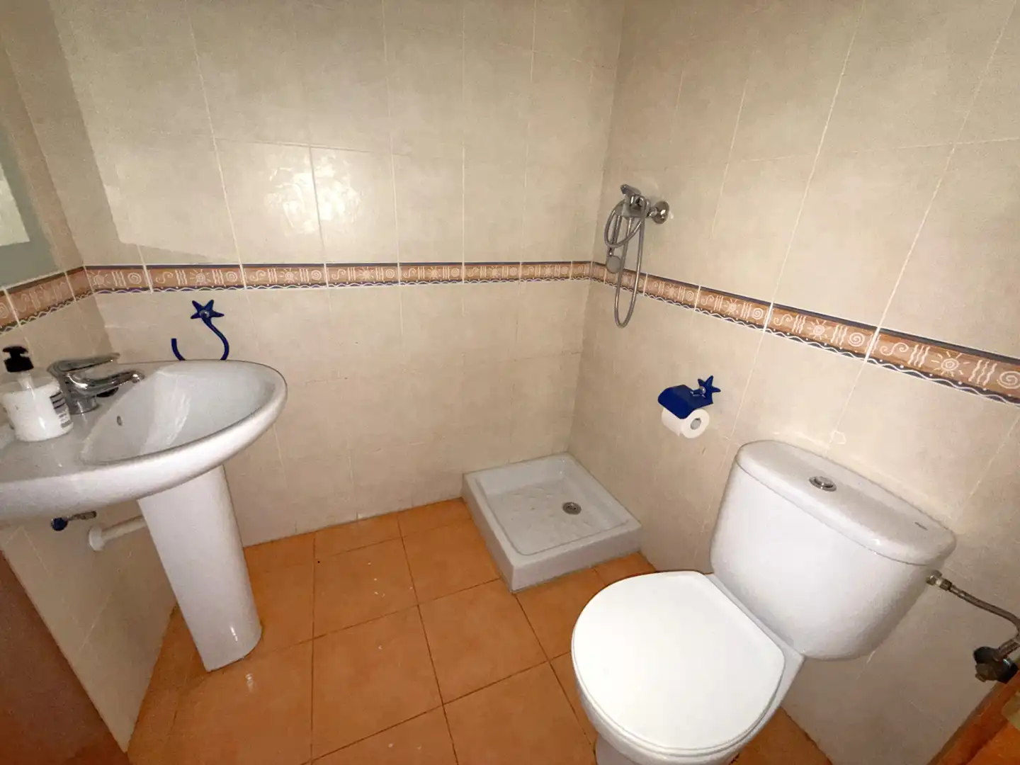 Baño de Casa adosada en venta en Torrent con Terraza, Trastero y Piscina comunitaria