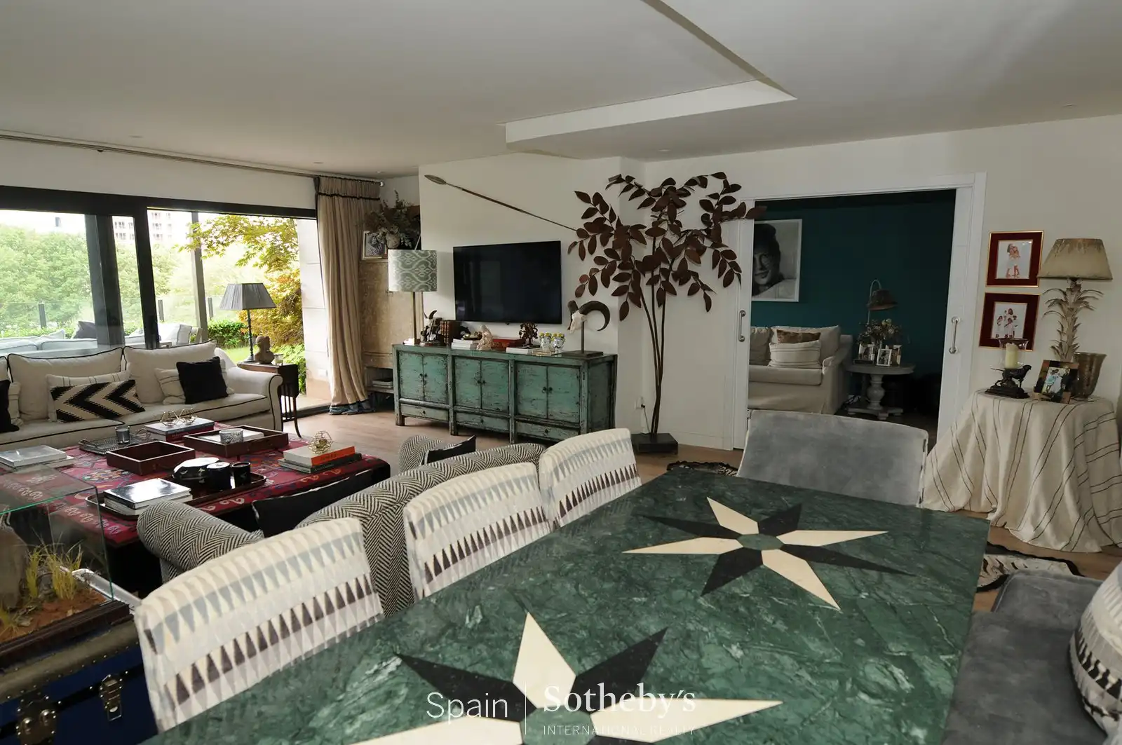 Sala de estar de Apartamento en venta en La Moraleja con Aire acondicionado, Terraza y Trastero