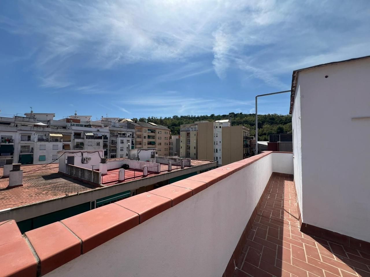 Vista exterior de Àtic en venda en  Barcelona Capital amb Aire condicionat i Terrassa