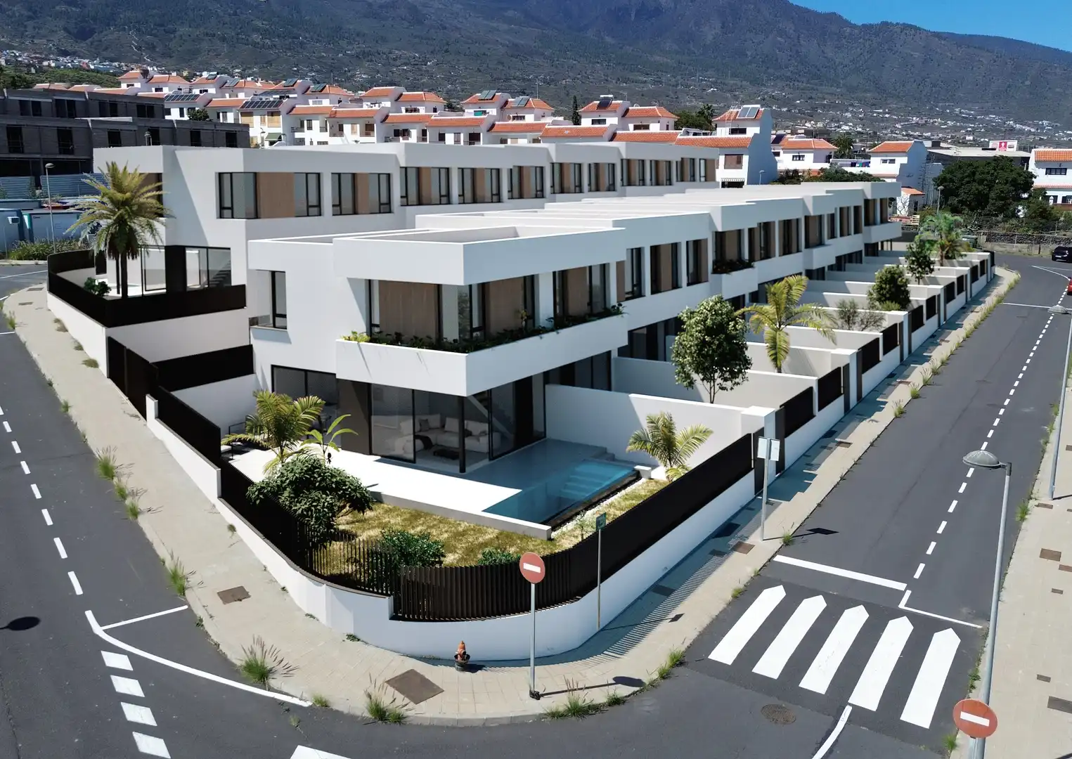 Außenansicht von Einfamilien-Reihenhaus zum Verkauf in Güímar mit Privatgarten, Terrasse und Abstellraum