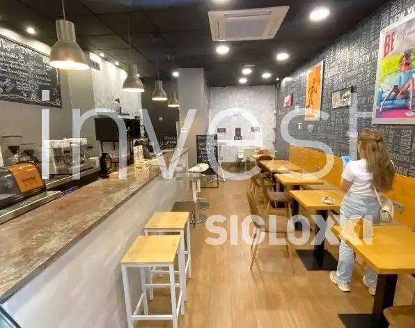 Local comercial en venta en CAMP