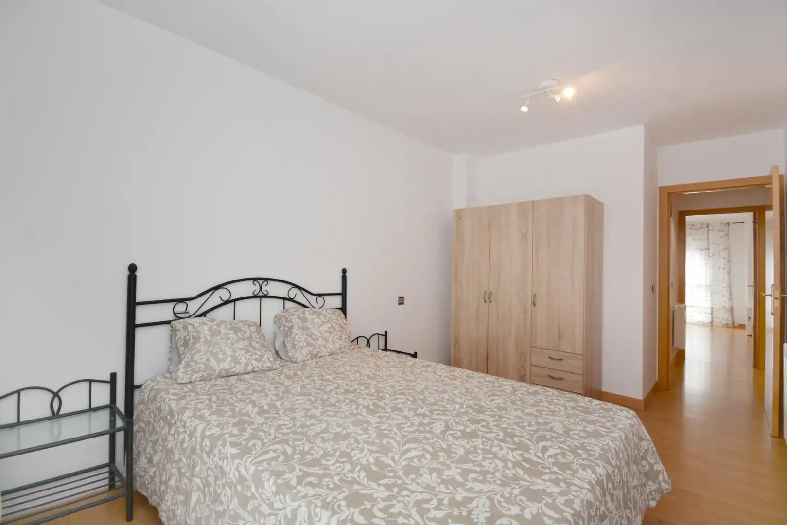 Habitación de Piso en venta en El Burgo de Ebro con Calefacción, Terraza y Balcón