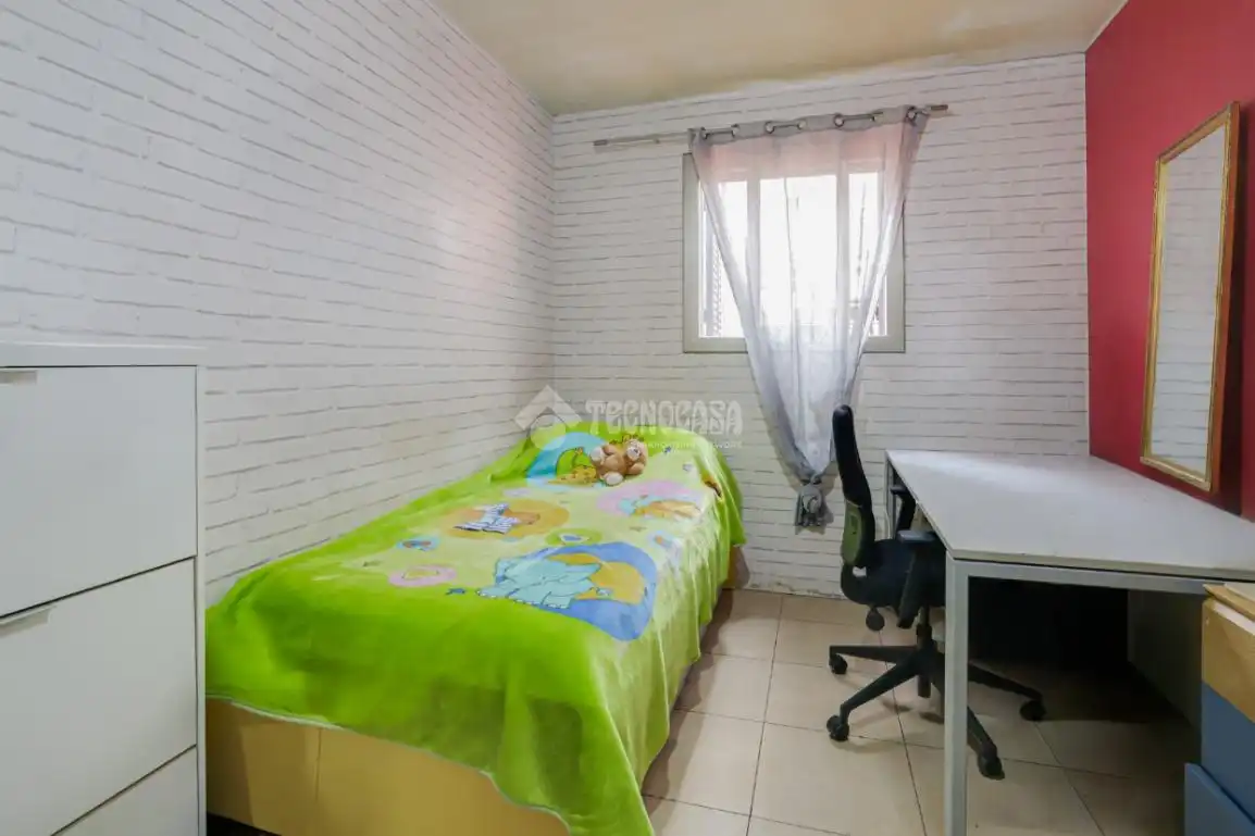 Habitación de Piso en venta en Santa Coloma de Gramenet